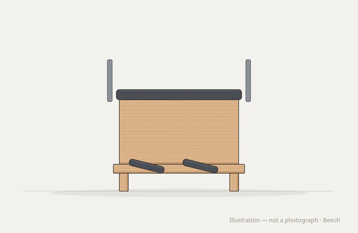 Стілець для пілатесу Studio Pro — illustration, not a photograph